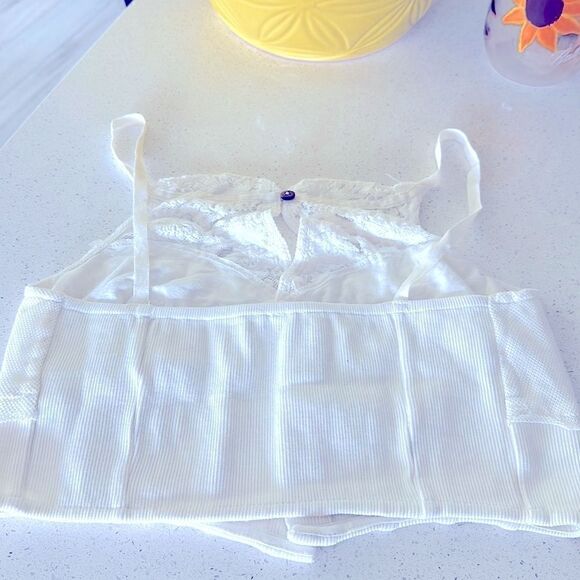 NWT Free People Have My Heart Tank White Cropped Lace Button Front Key Hole - Picture 8 of 12